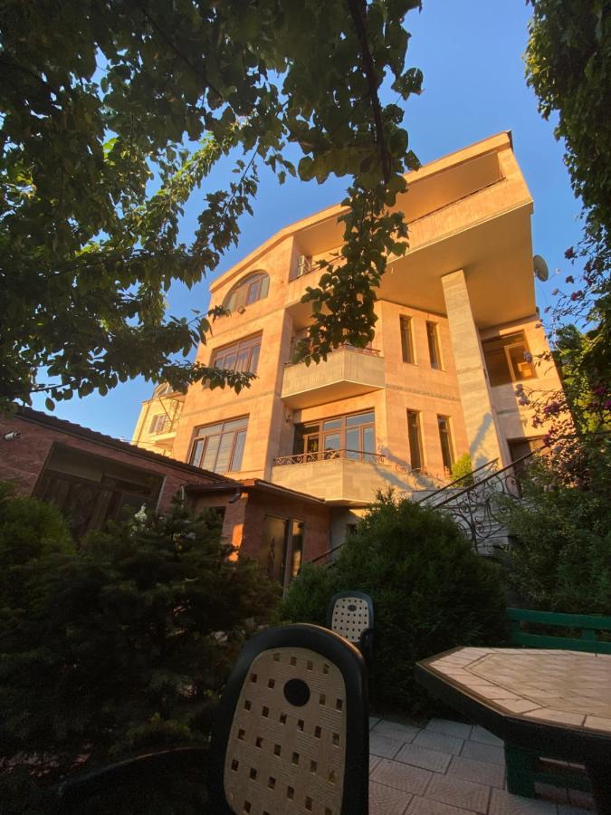 Ivy Boutique Hotel Yerevan Exterior photo